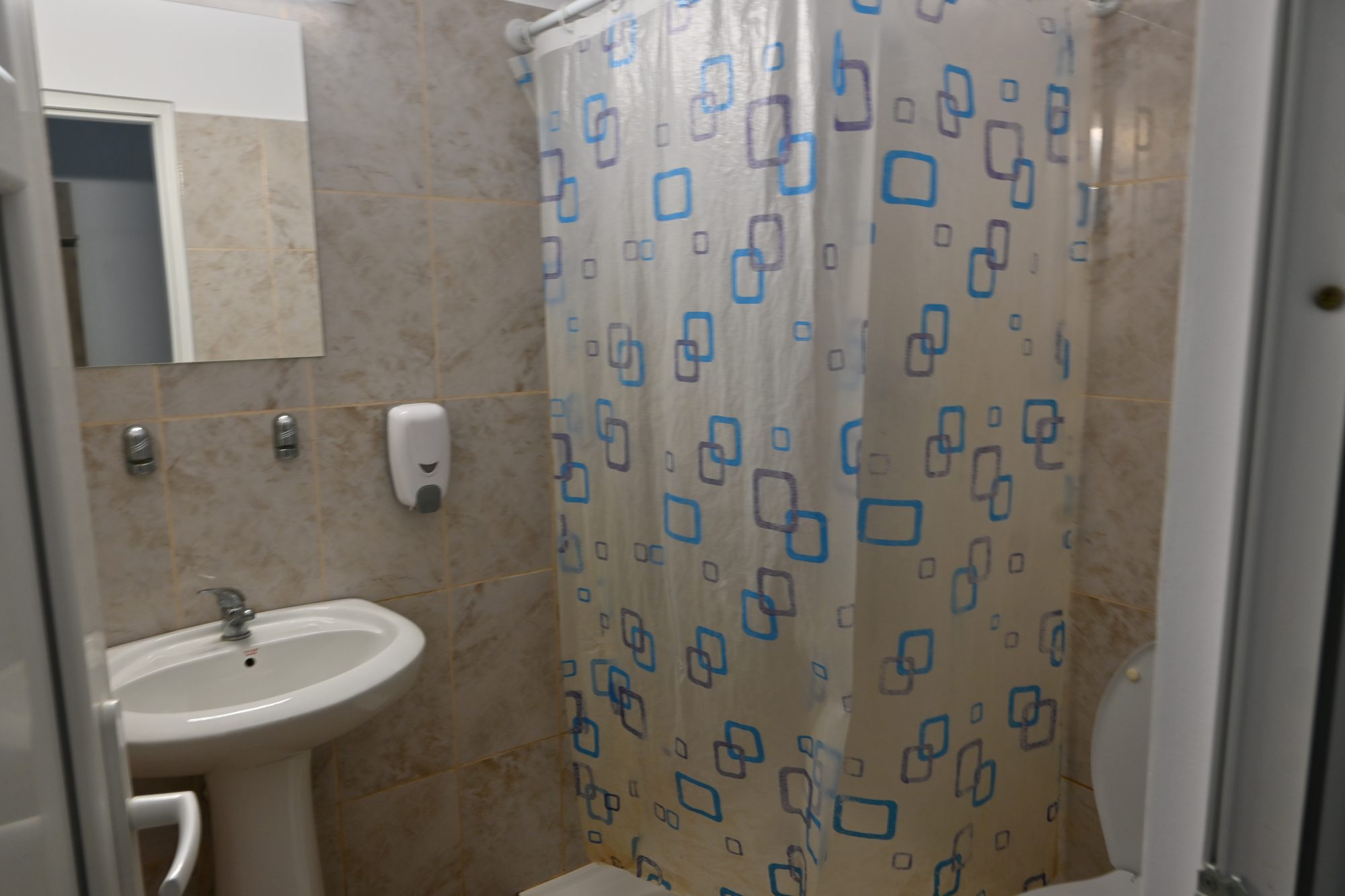 Bathroom with shower, Miotur